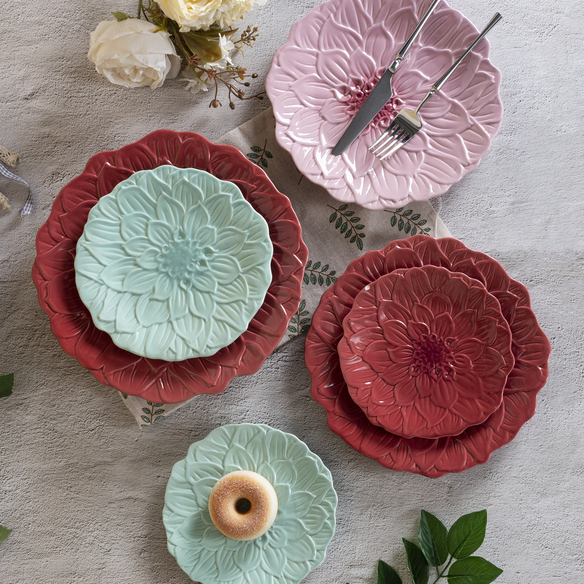 Multi-petal Flower Ceramic Plates Versatile for Desserts and Salads Essential Tableware for Dining