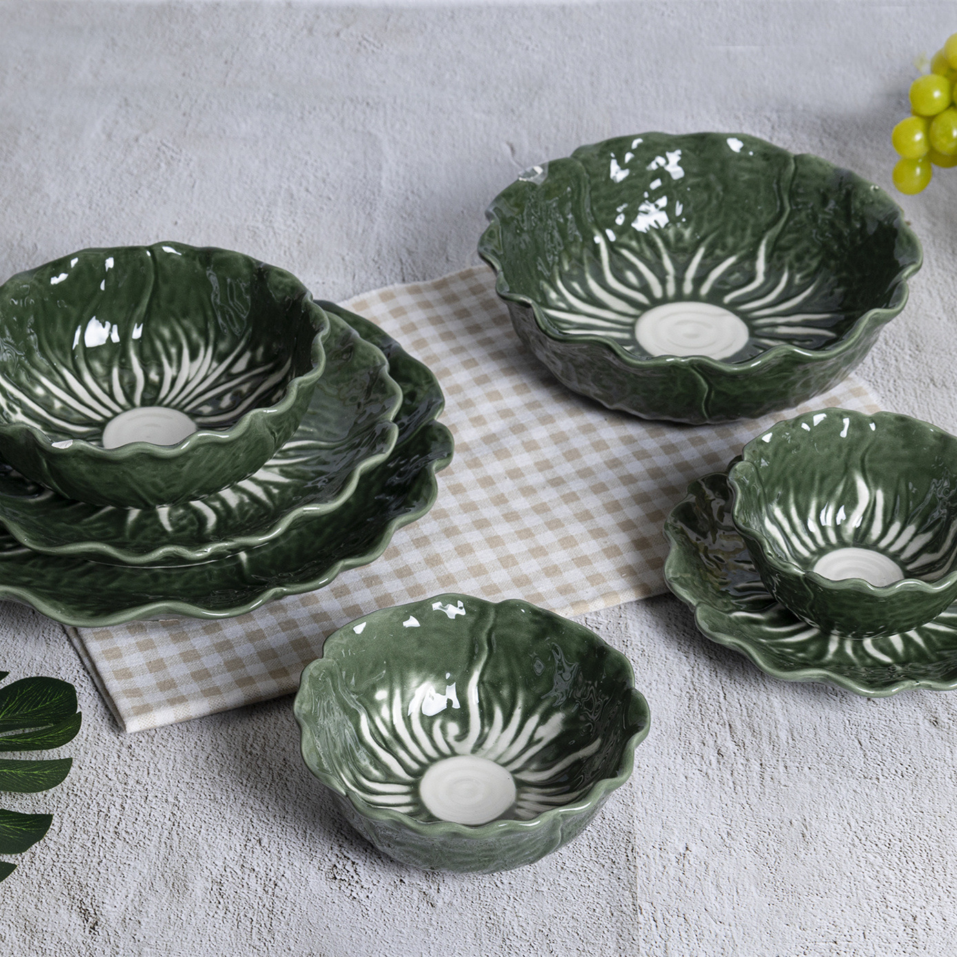 Cabbage-inspired Relief Ceramic Tableware for Dinner and Salad High-quality Dinnerware