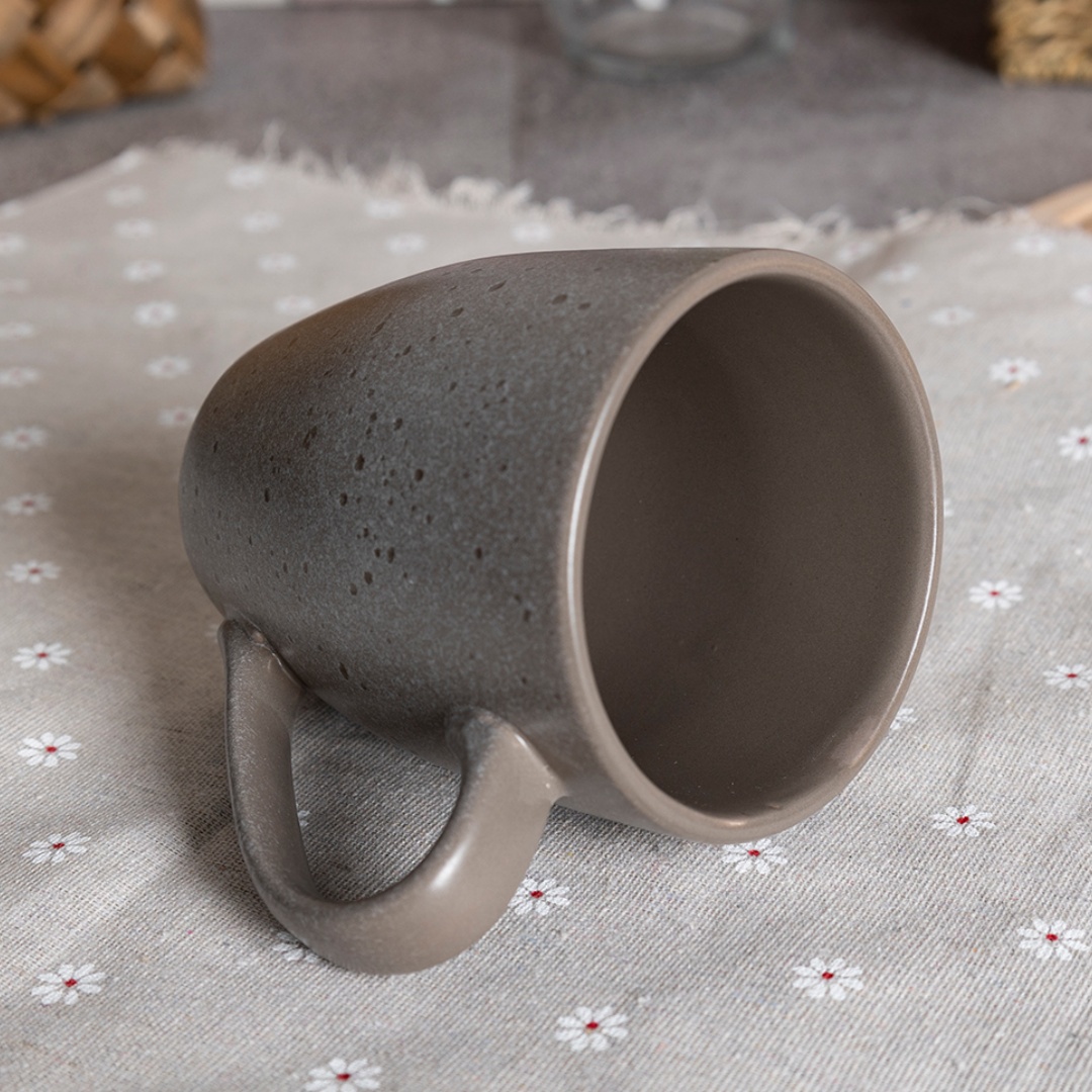 Ceramc mug matte glaze WITH SPECKLES AND METALLIC RIM stoneware home wholesale supermarket