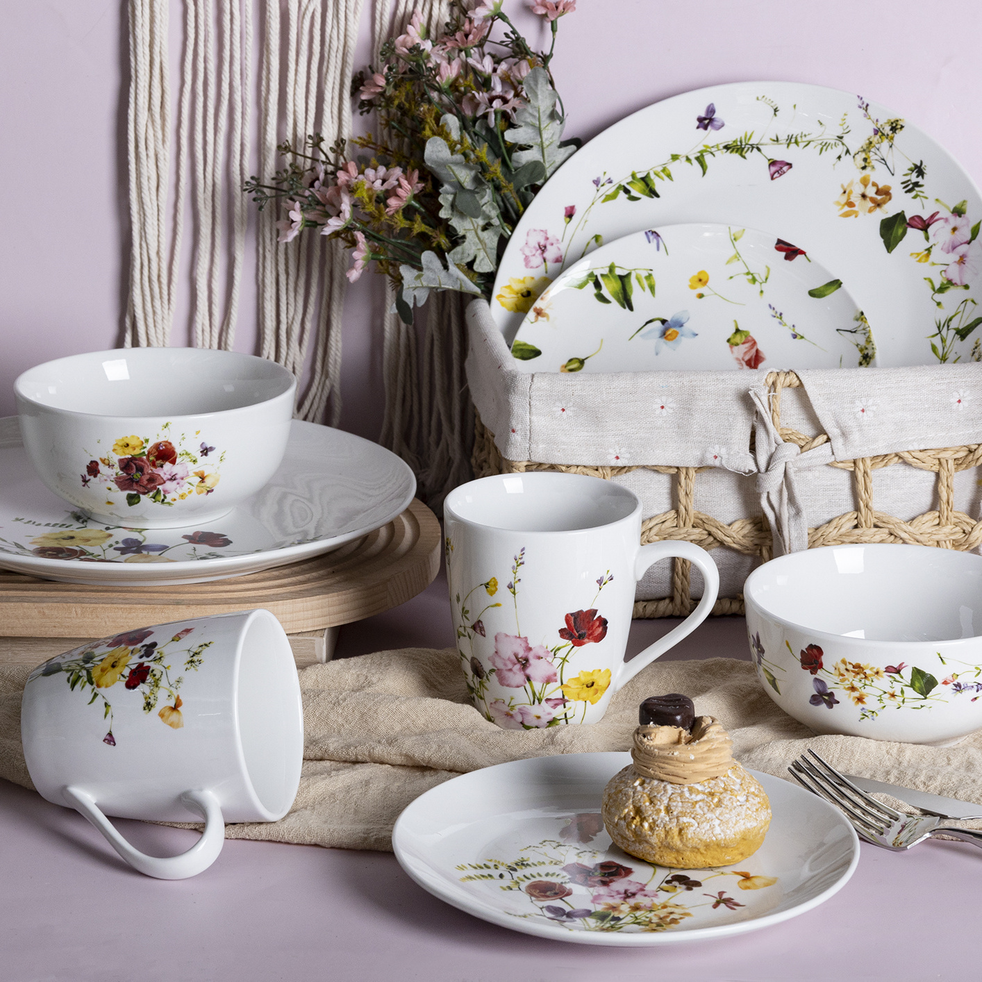 Happy Go Porcelain Tableware Set with Flower Decal, Romantic Country - style Home Tableware