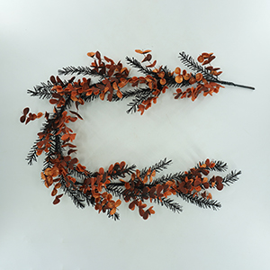 5' Eva Garland