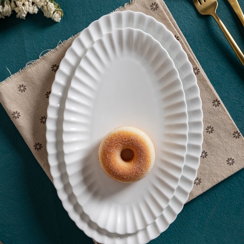 29.7cm Oval Plate With Embossed