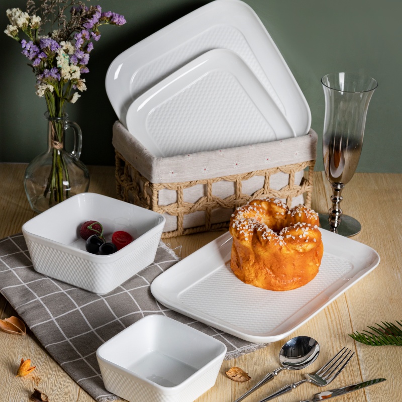 25.6cm Square Plate With Embossed