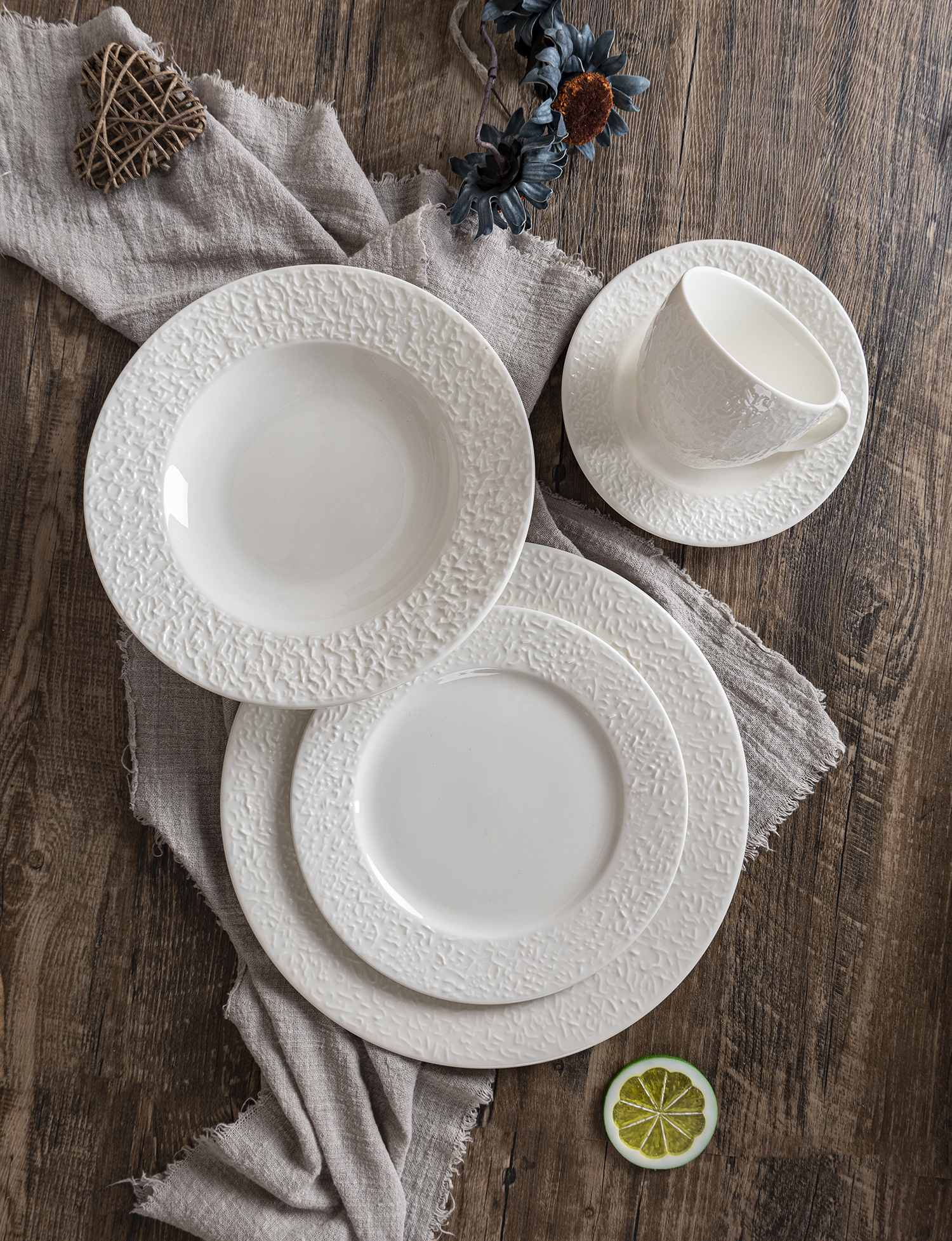 Elegant New Bone China Tableware for Wedding Banquet and Party Events