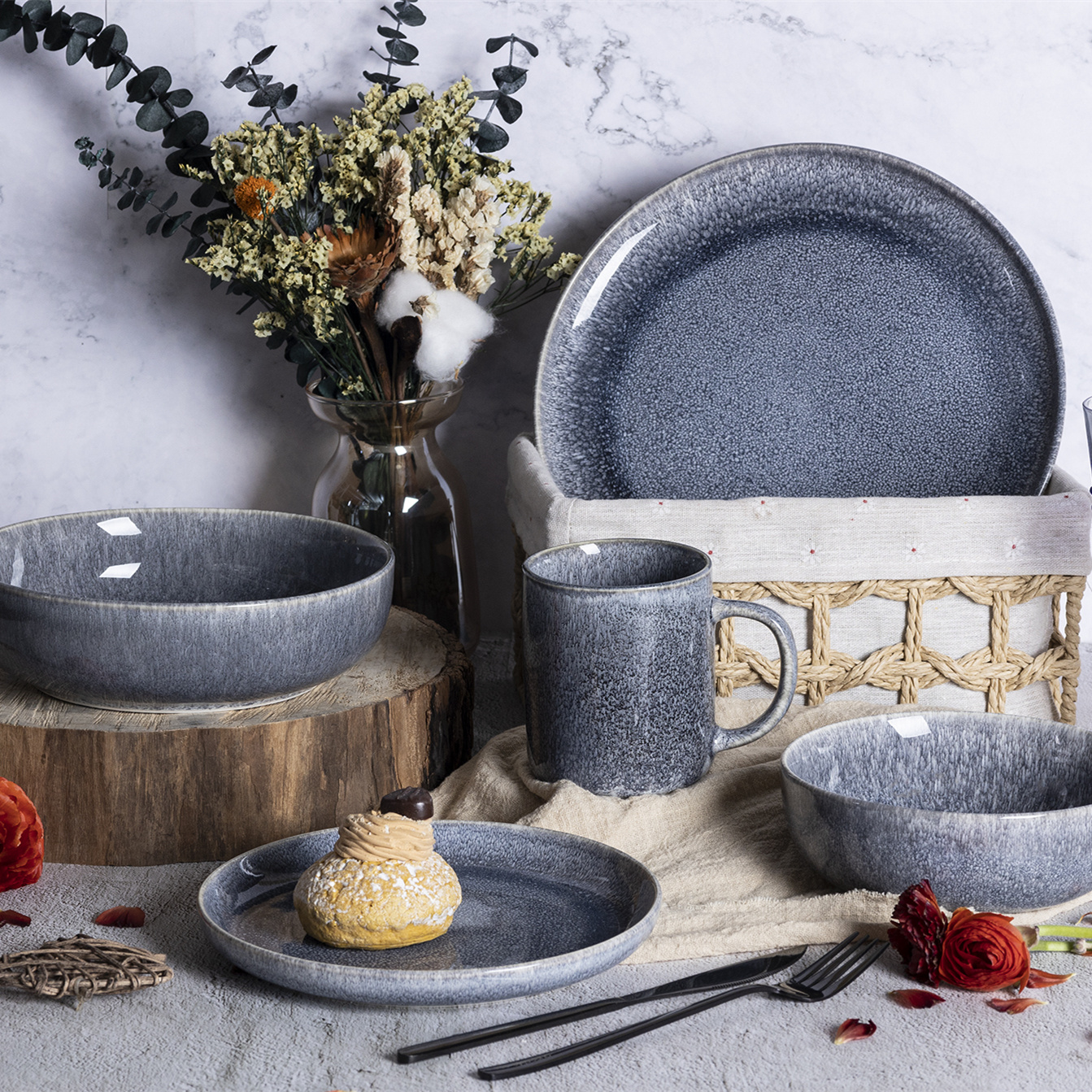 Happy Go Porcelain Reactive Glaze Dinnerware & Tableware Set Elegant Dining Style