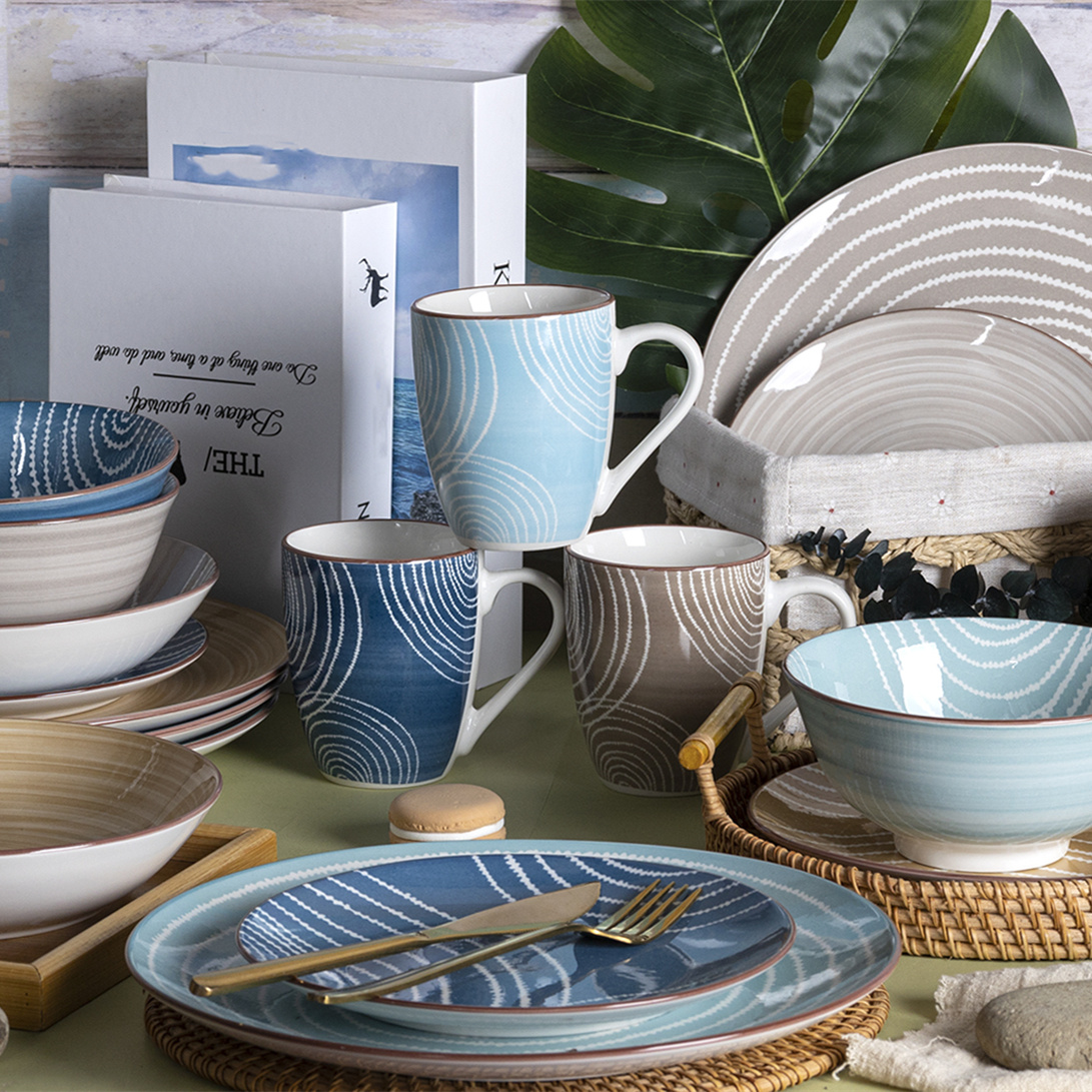 Happy Go White Porcelain Dinnerware & Tableware Set with Monochrome Print: Simple Lines Outline