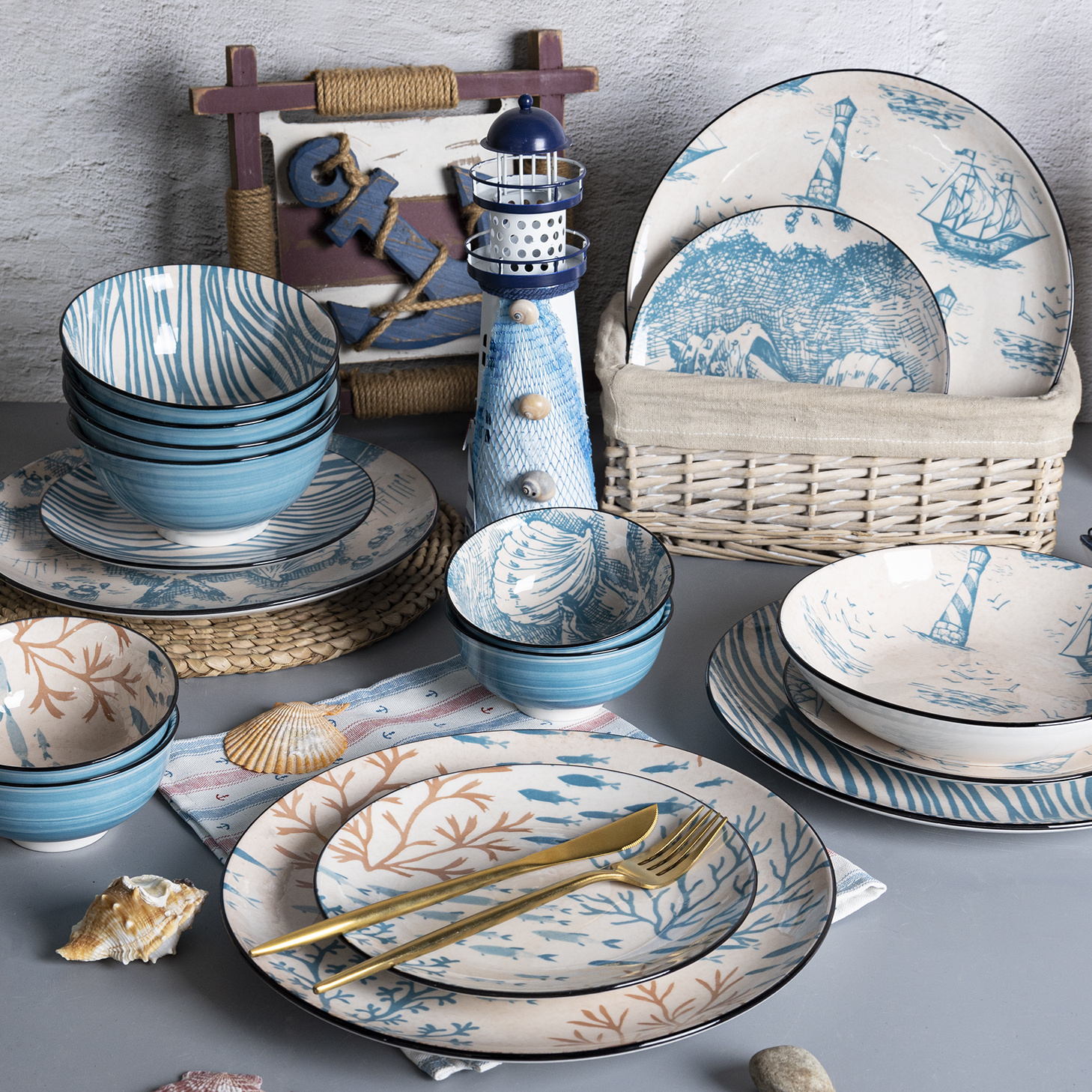 Happy Go Porcelain Tableware Dinner Set (16/18 Pieces) with Two - color Marine Print Seabreeze Charm