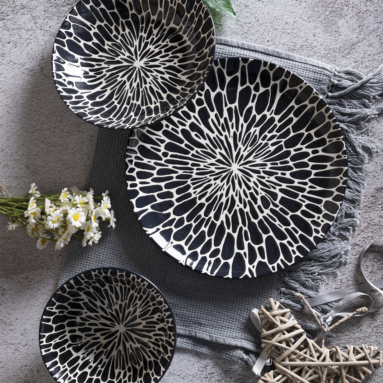 Happy Go White Porcelain Tableware Dinner Set (16/18 Pieces): Abstract Prints Meet Reactive Glaze