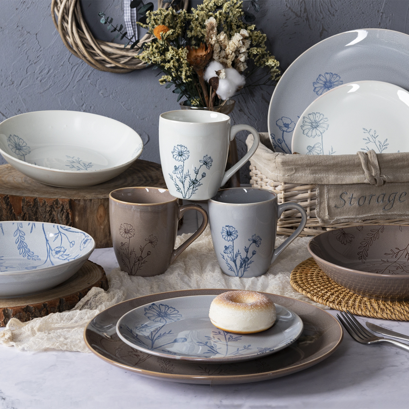 Happy Go Porcelain Dinnerware Tableware Set 16/18 Floral Print with Multicolor Reactive Glaze Option