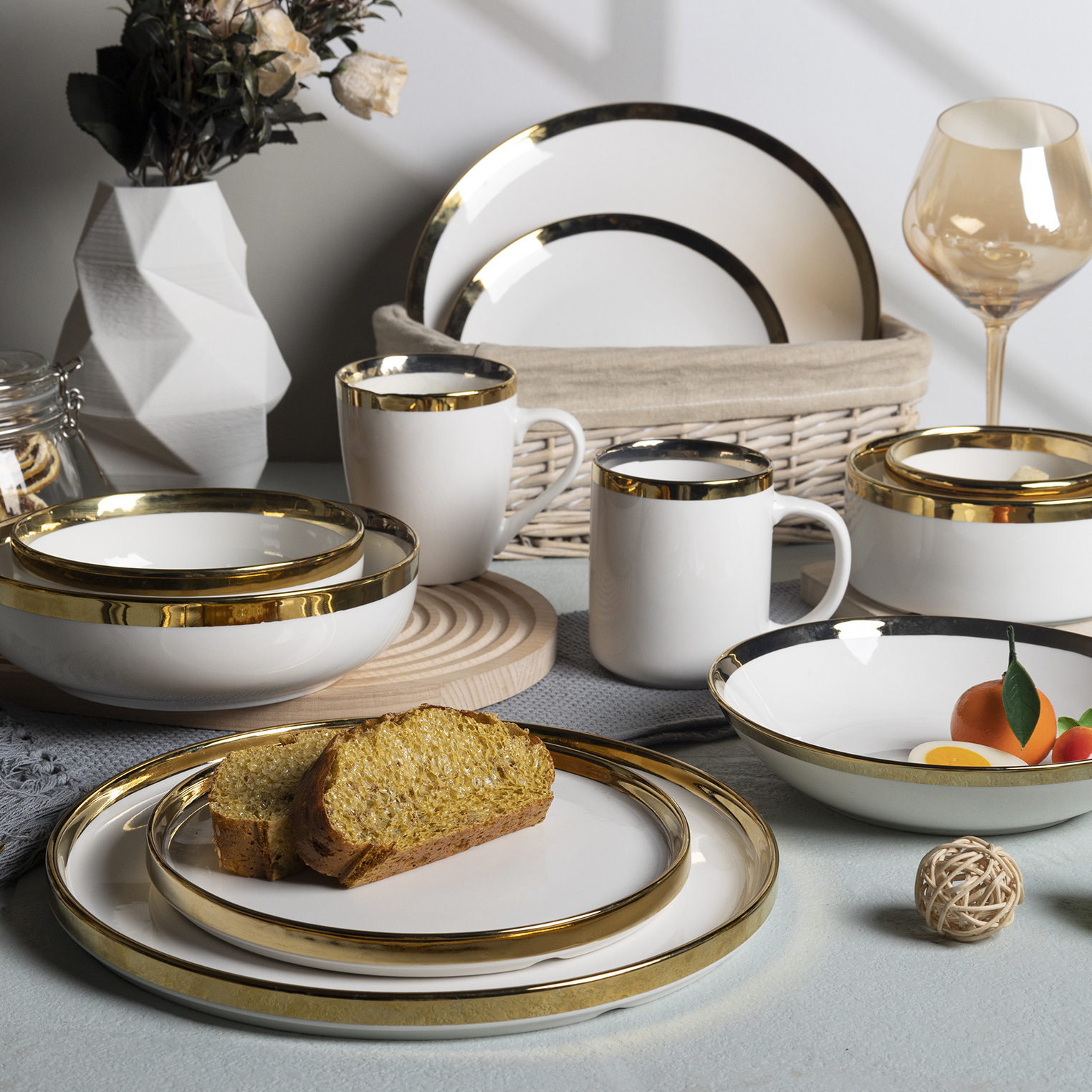 Happy Go Tableware White Porcelain Dinner Set16/18 Titanium-plating Craftsmanship Simple and Premium