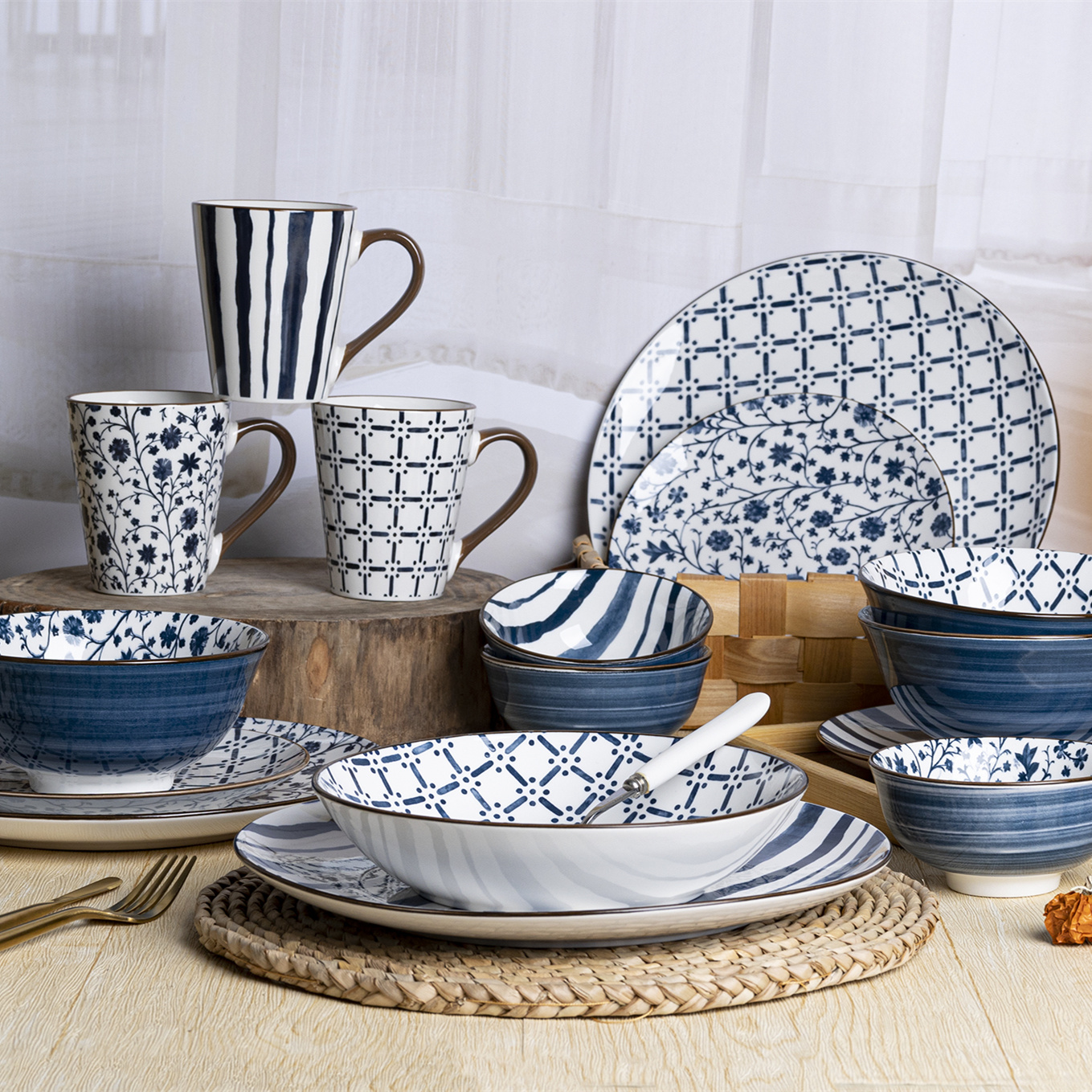 Happy Go Porcelain Blue & White Series Tableware Regular Bowl&Plate with color rim