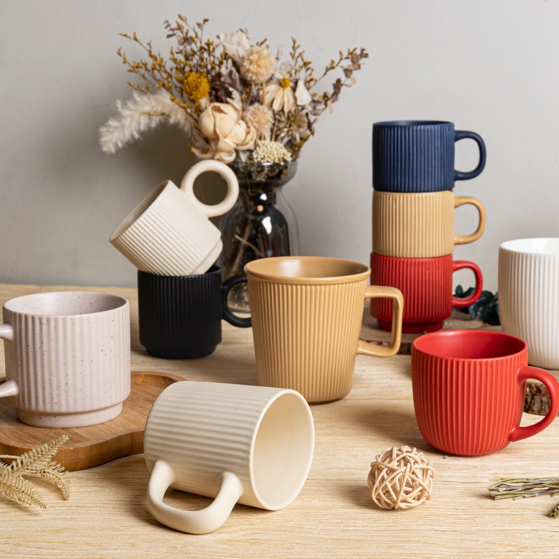Nordic Style Ribbed Ceramic Mug with Matte Glaze, Creative Coffee Cup for Home & Café