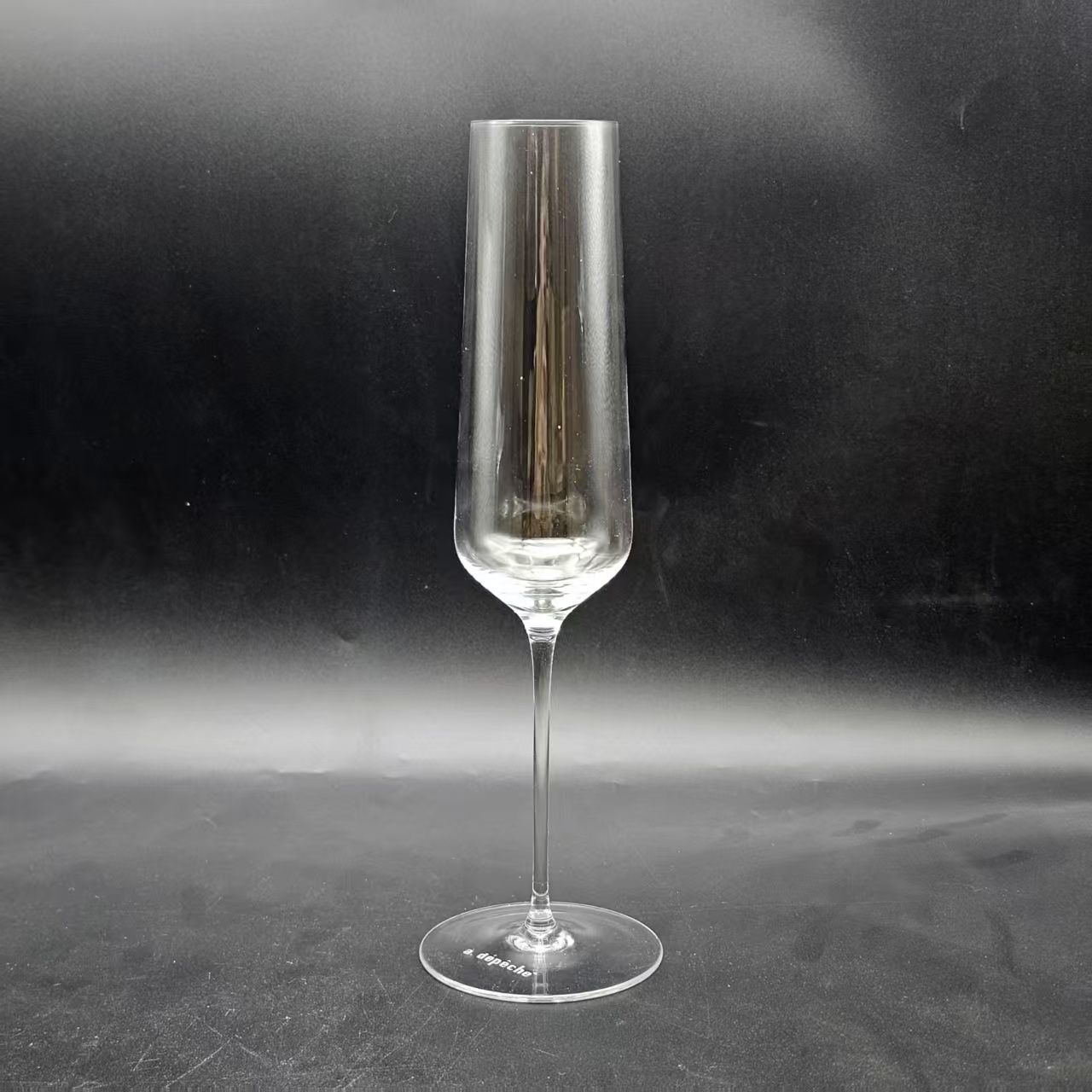 Ultra-thin champagne glass