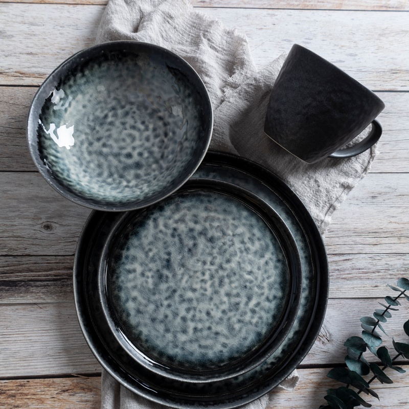 16-Piece Stoneware Dinnerware Set, Gloss Crackle + Matte Black Reactive Glaze, Nordic Style
