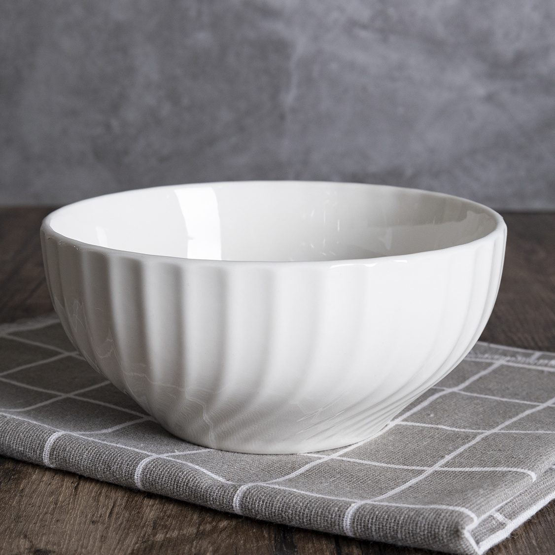 Happy Go Porcelain 14.8CM(605ML) BOWL WITH EMBOSSED PATTERN