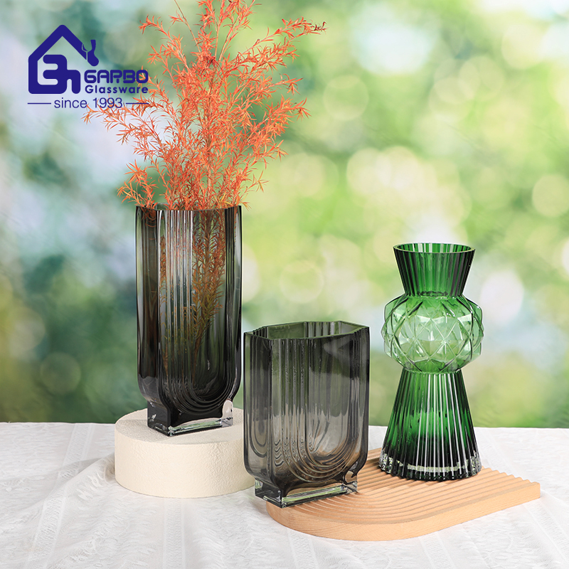Garbo hand-blown glassware customized color box solid color diamond glass vase