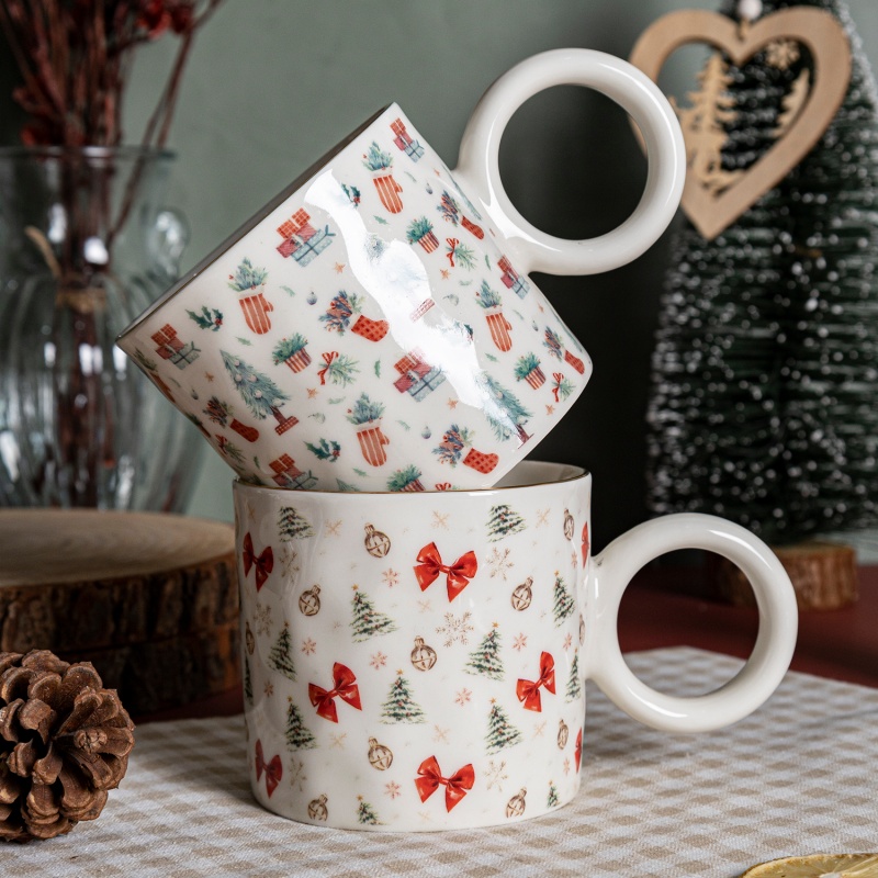 16oz Christmas Large Round Handle Mug, Gold Rim Ceramic Cup with Festive Tree Print