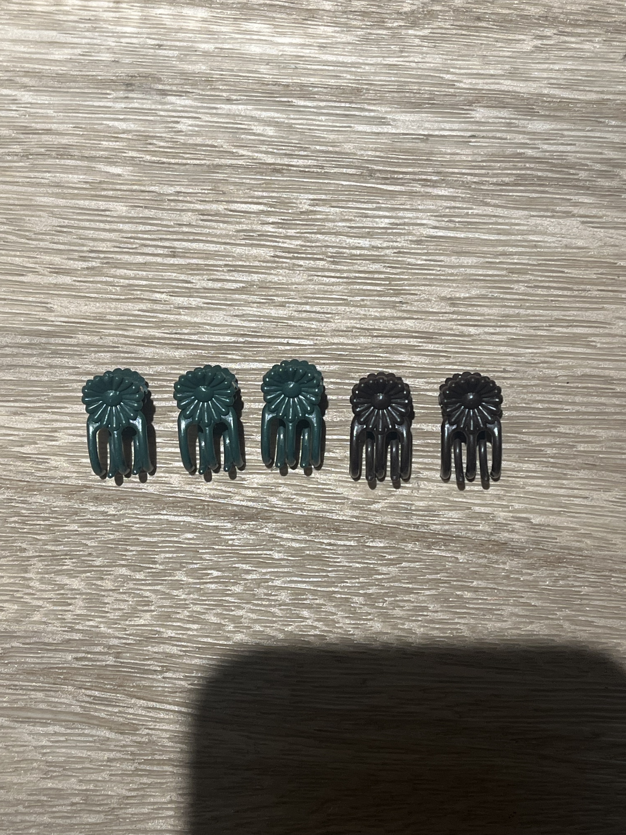 butterfly clip