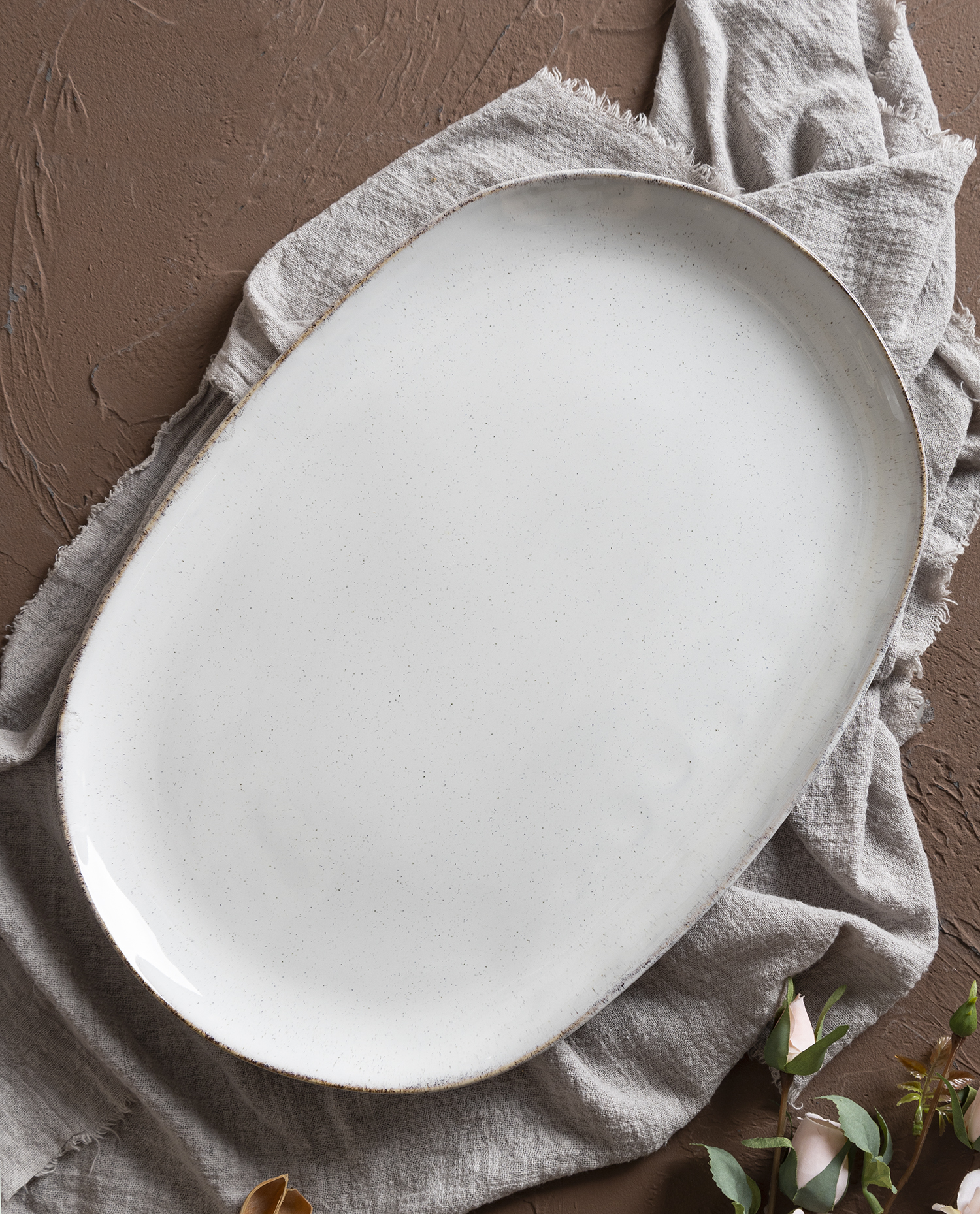 Happy Go 40*27.8cm Large Plate Reactive Glaze With Sesame Dots And Reactive Glaze Rim