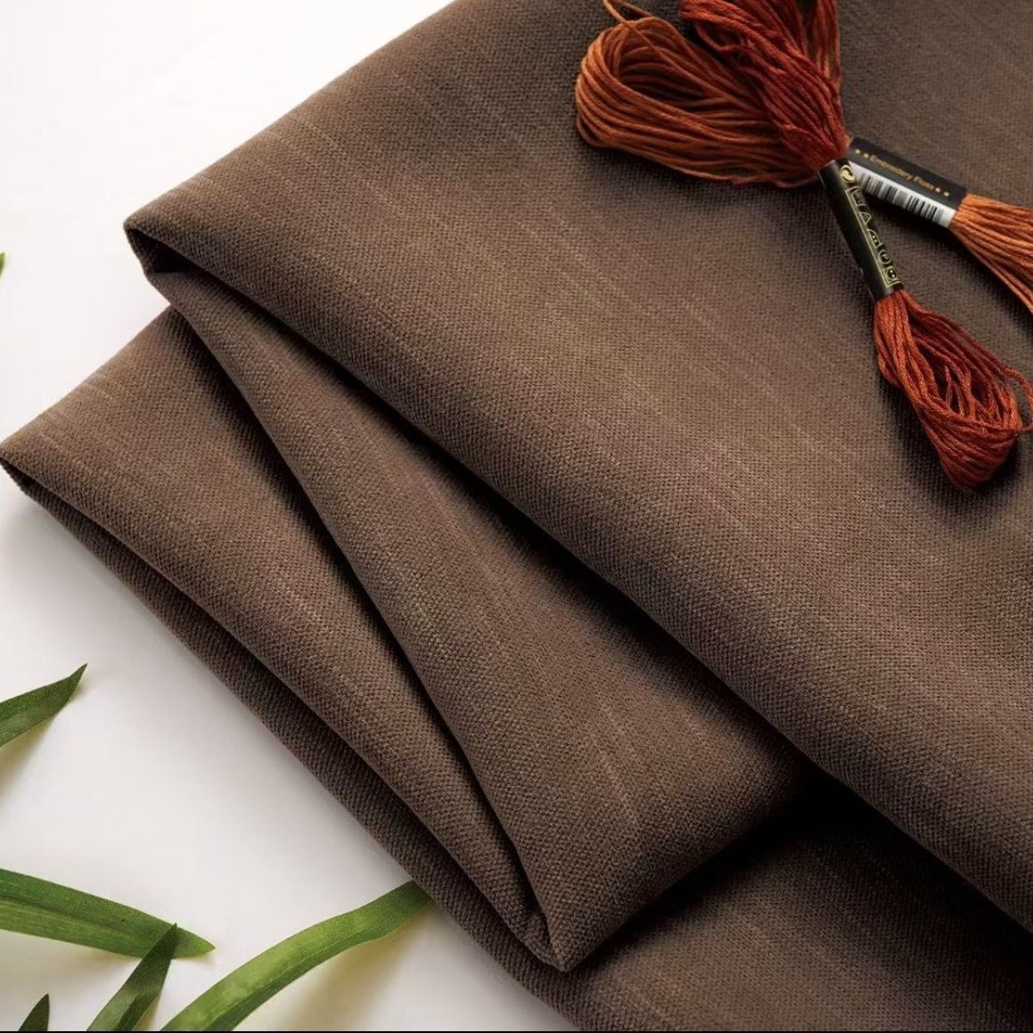 High-hanging velvet curtains