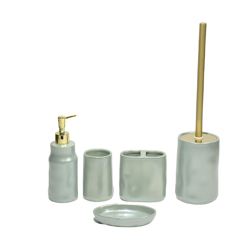 A light green and luxurious bathroom five-piece set