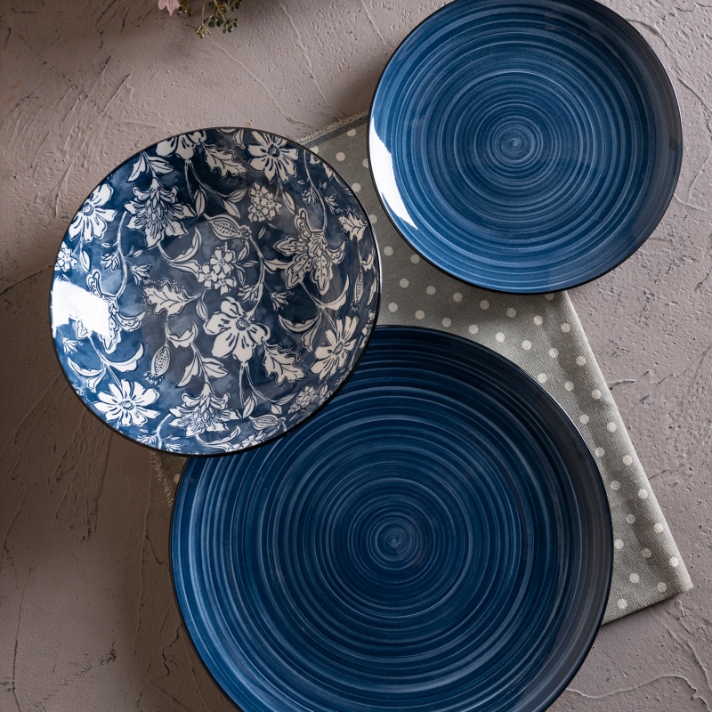 18-Piece Ceramic Dinnerware Set, Hand Glazed Bowls and Plates for Home & Gift