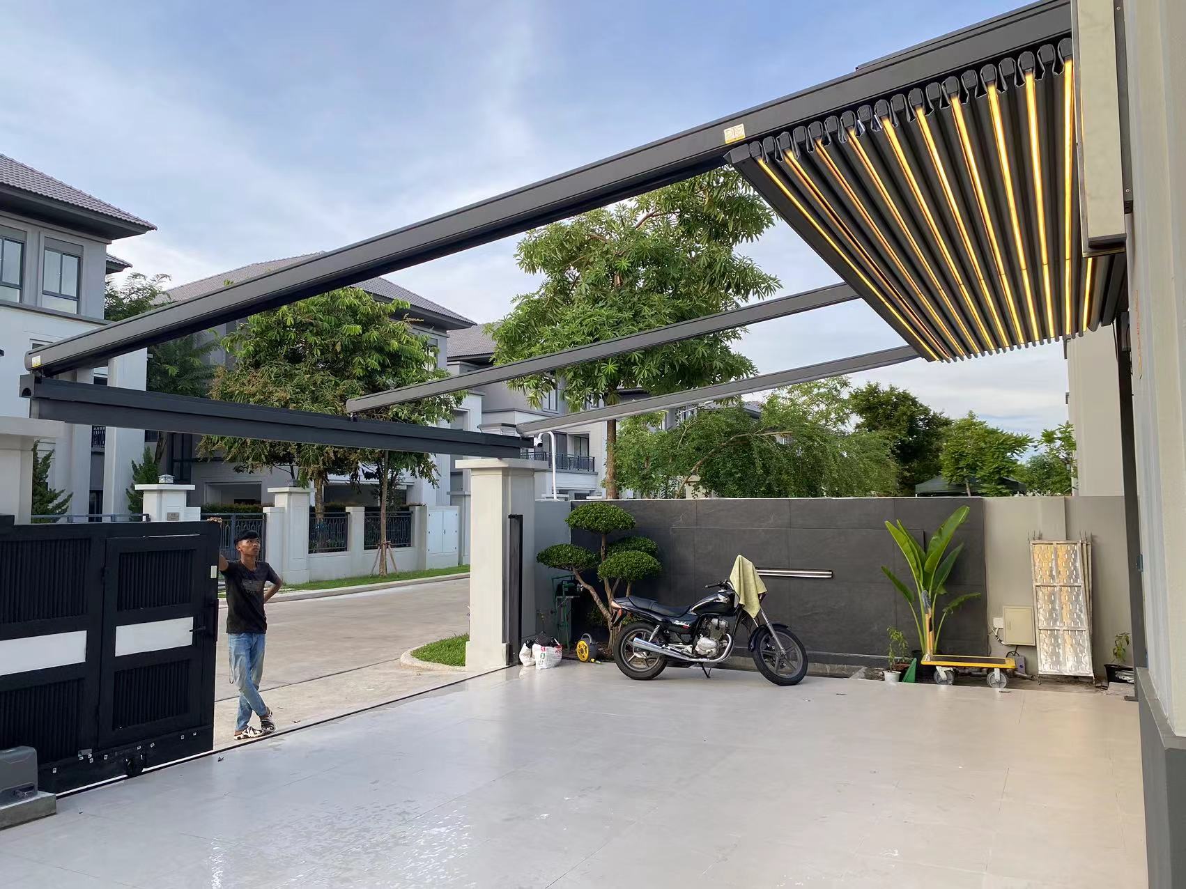 DAVIS Waterproof Pergola Motorized Sunshade Awnings Retractable Roof Folding Awning with PVC Fabric