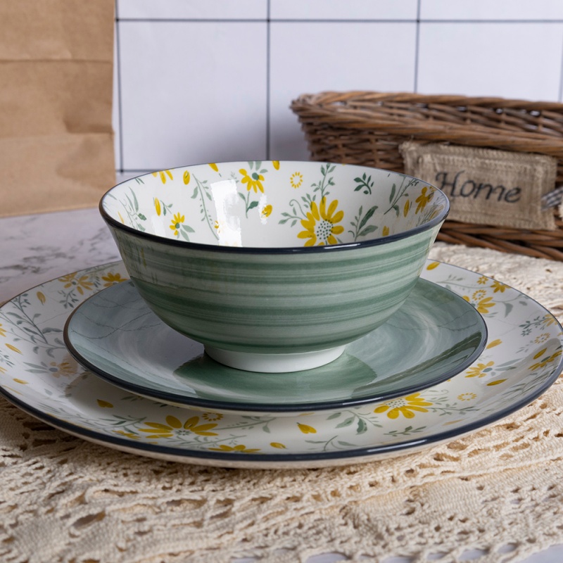 18 Piece Floral Printed Dinnerware Set, Gift Box, Plates, Bowls (6 Each)