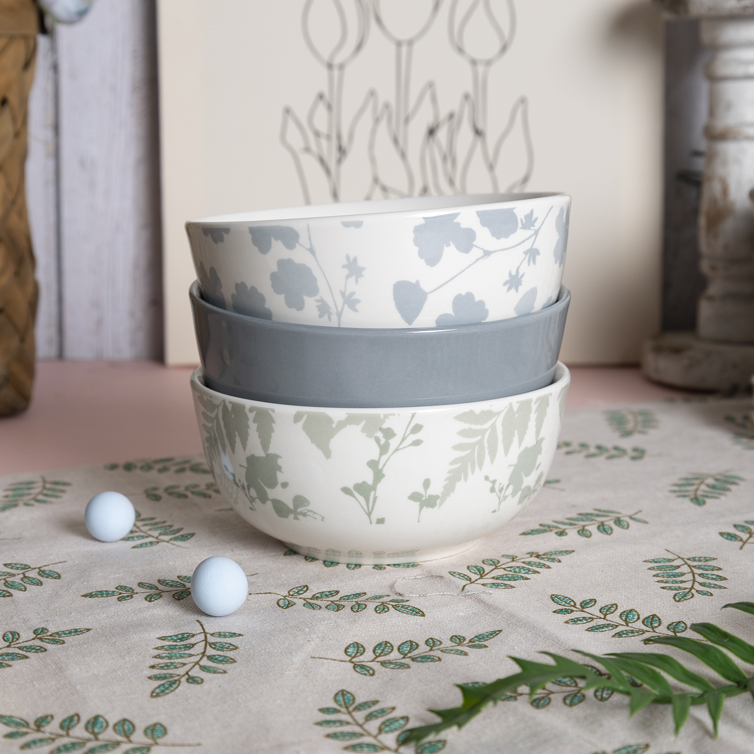 Happy Go 13.8CM (510ML) White Porcelain BOWL WITH SOLID COLOR GLAZE AND DECAL