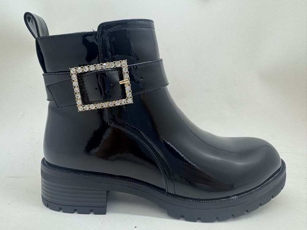 Lady's boots