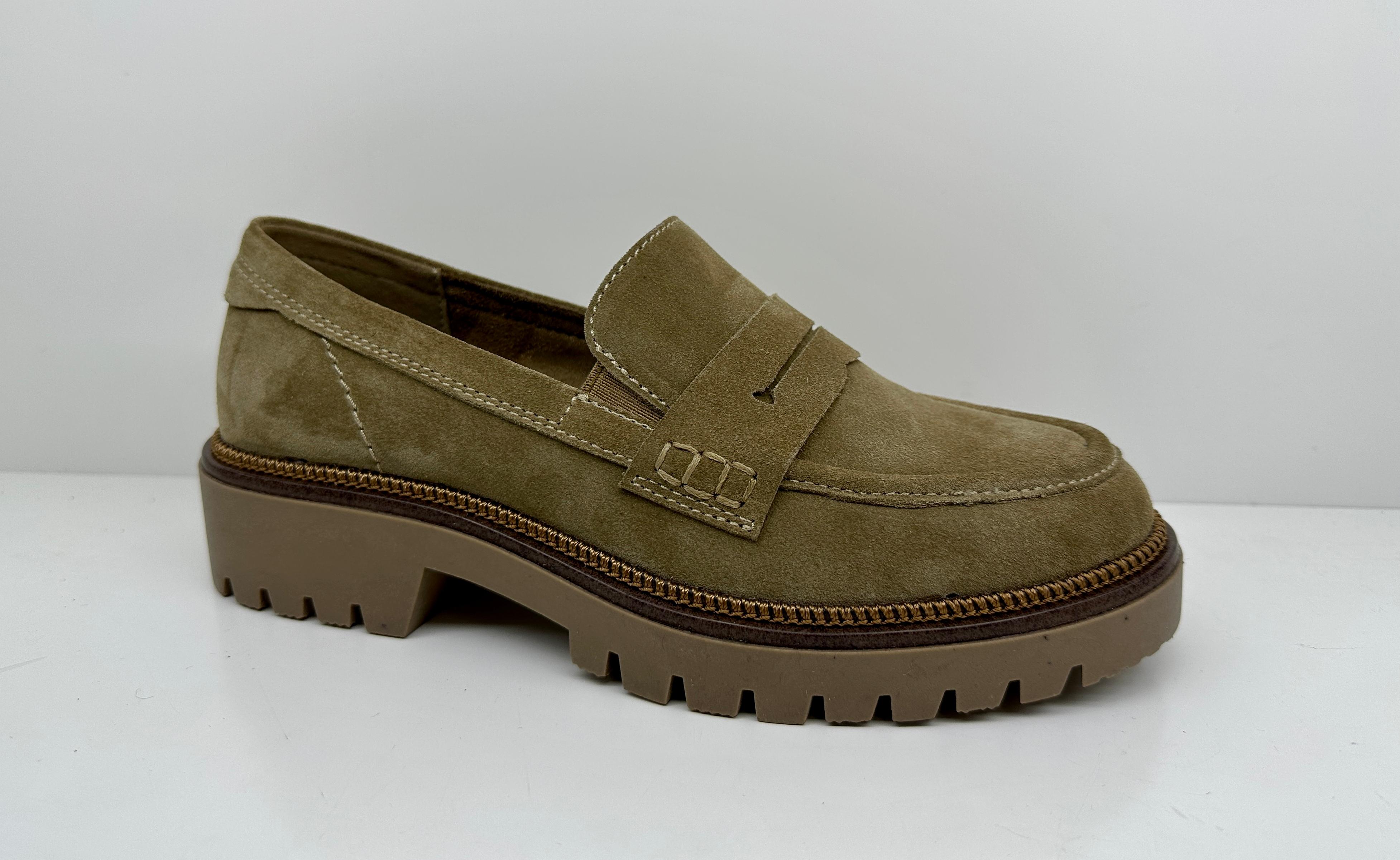 ladies' shoes