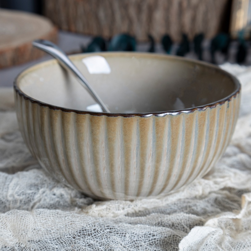 Happy Go 13.3cm（18oz/510ml ) Bowl Embossed Reactive Glaze