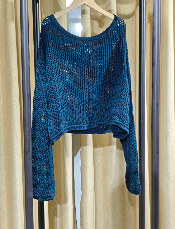 Women's sweater