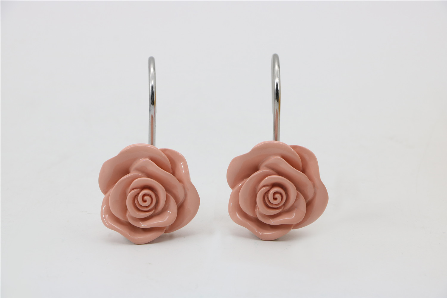 Polyresin shower hooks flower
