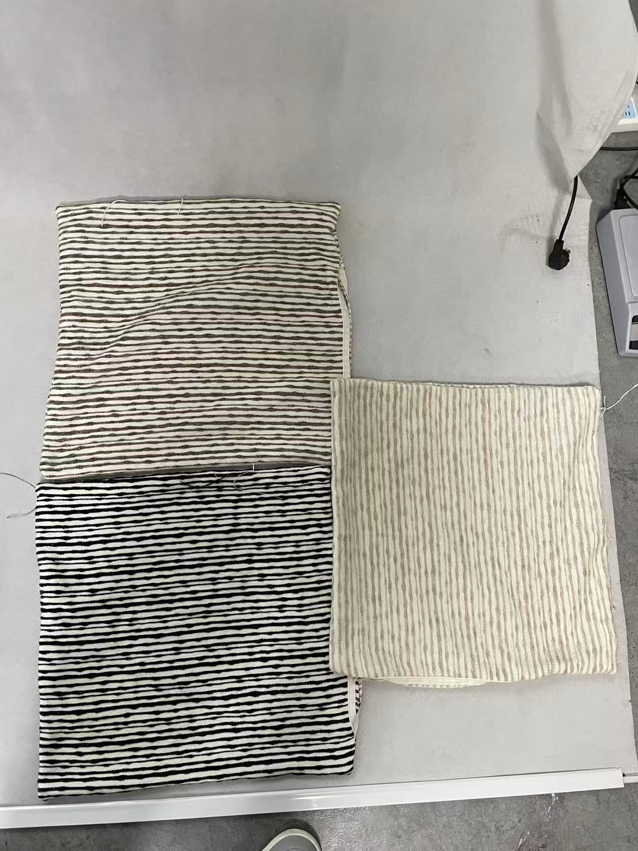 Black and white vertical stripes
