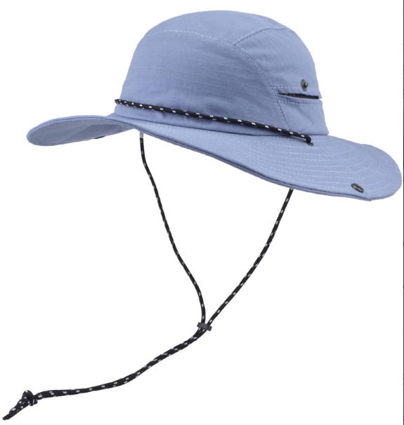 Bucket hat with removable cape