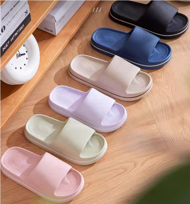 Slippers EVA slippers slip-on slippers ，soft slippers