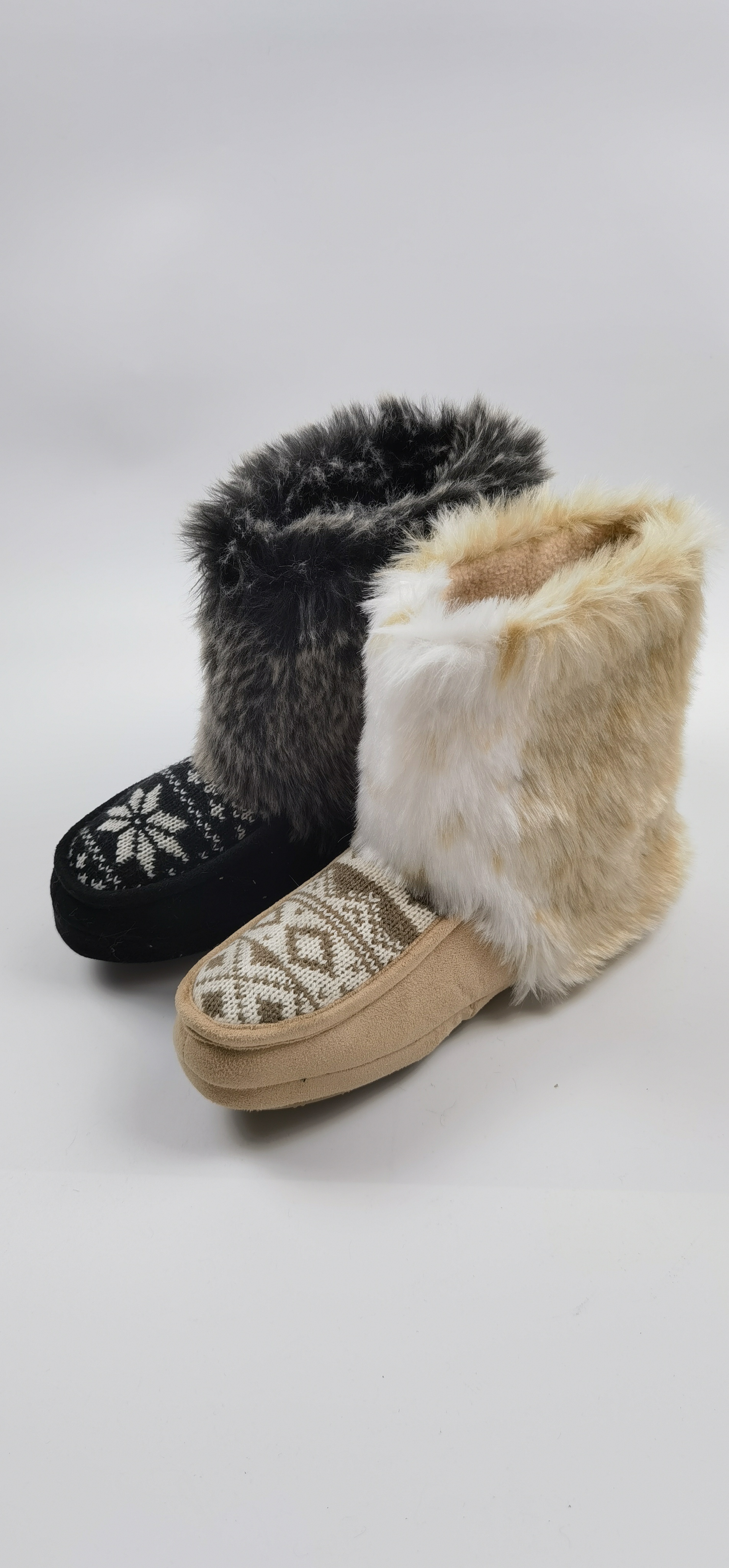 Indoor boot