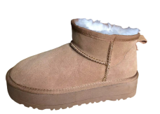 Snow Boots