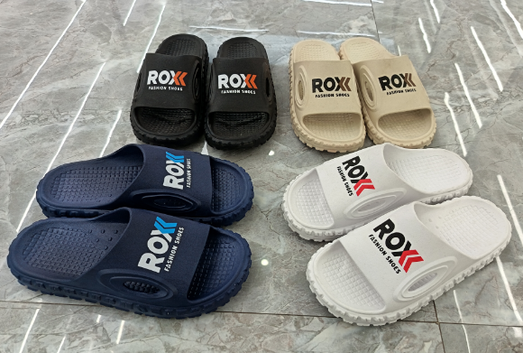 Slippers EVA slippers slip-on slippers ，soft slippers