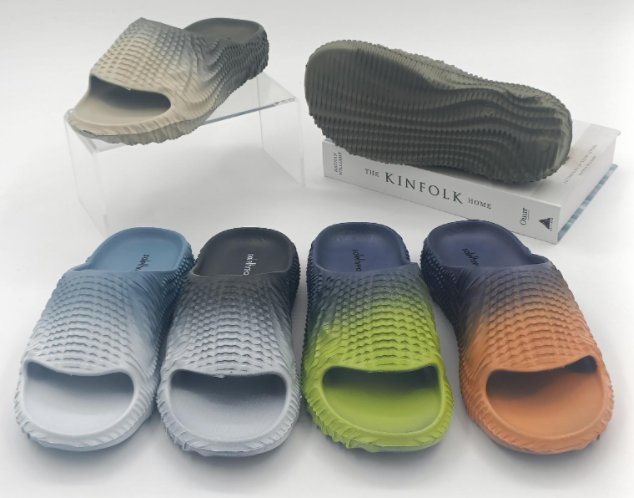 Slippers EVA slippers slip-on slippers ，soft slippers