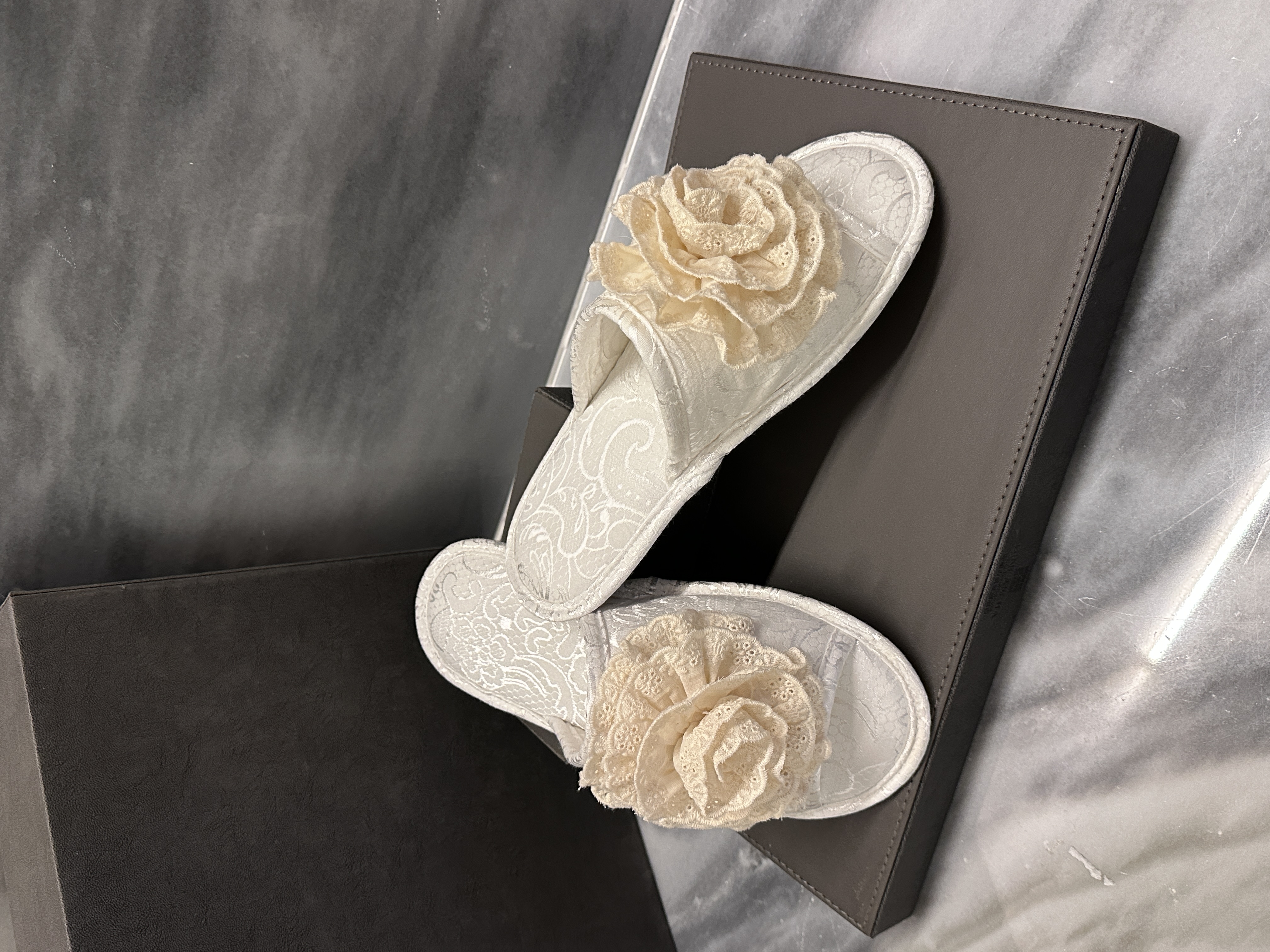 Da Fu Lai Home Furnishing Slippers, fabric slipper