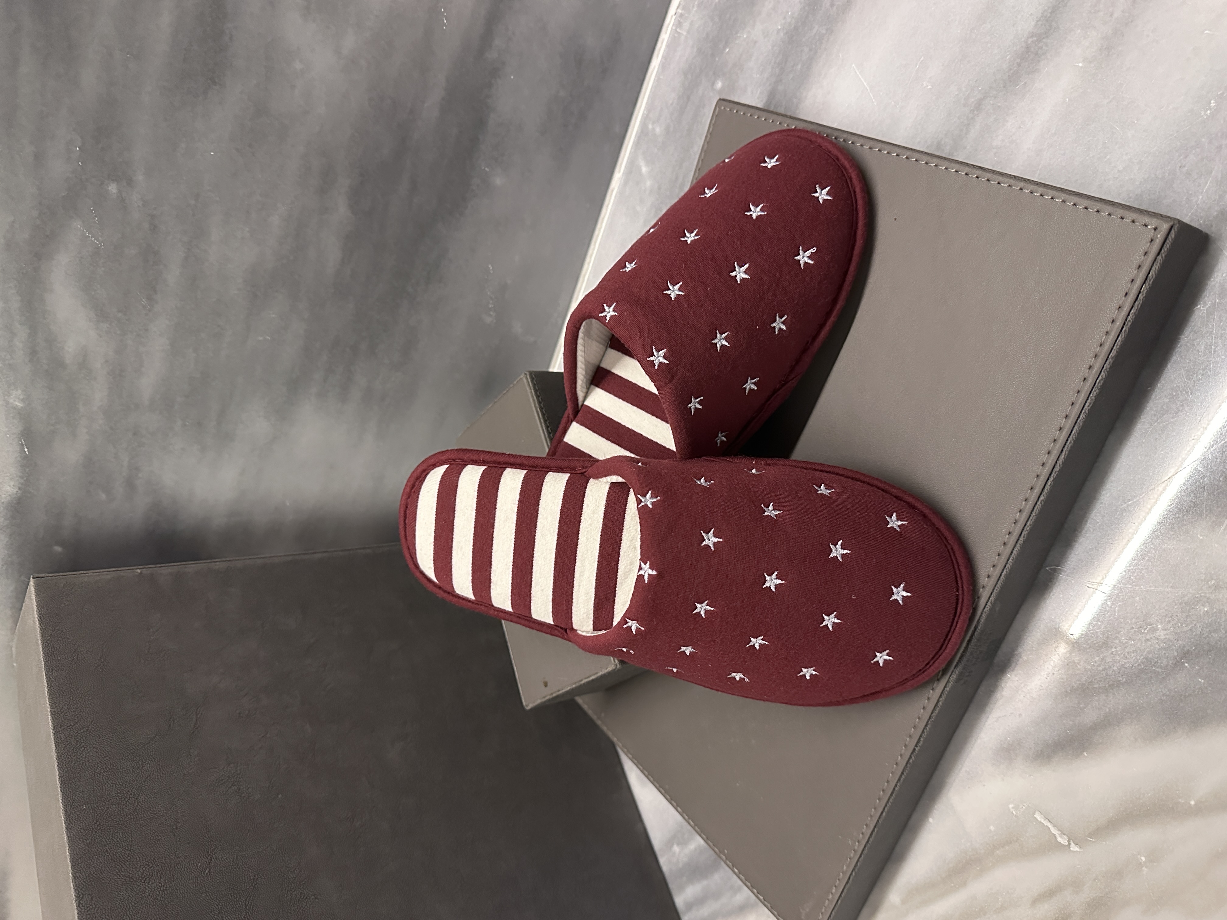 Da Fu Lai Home Furnishing Slippers, fabric slippers