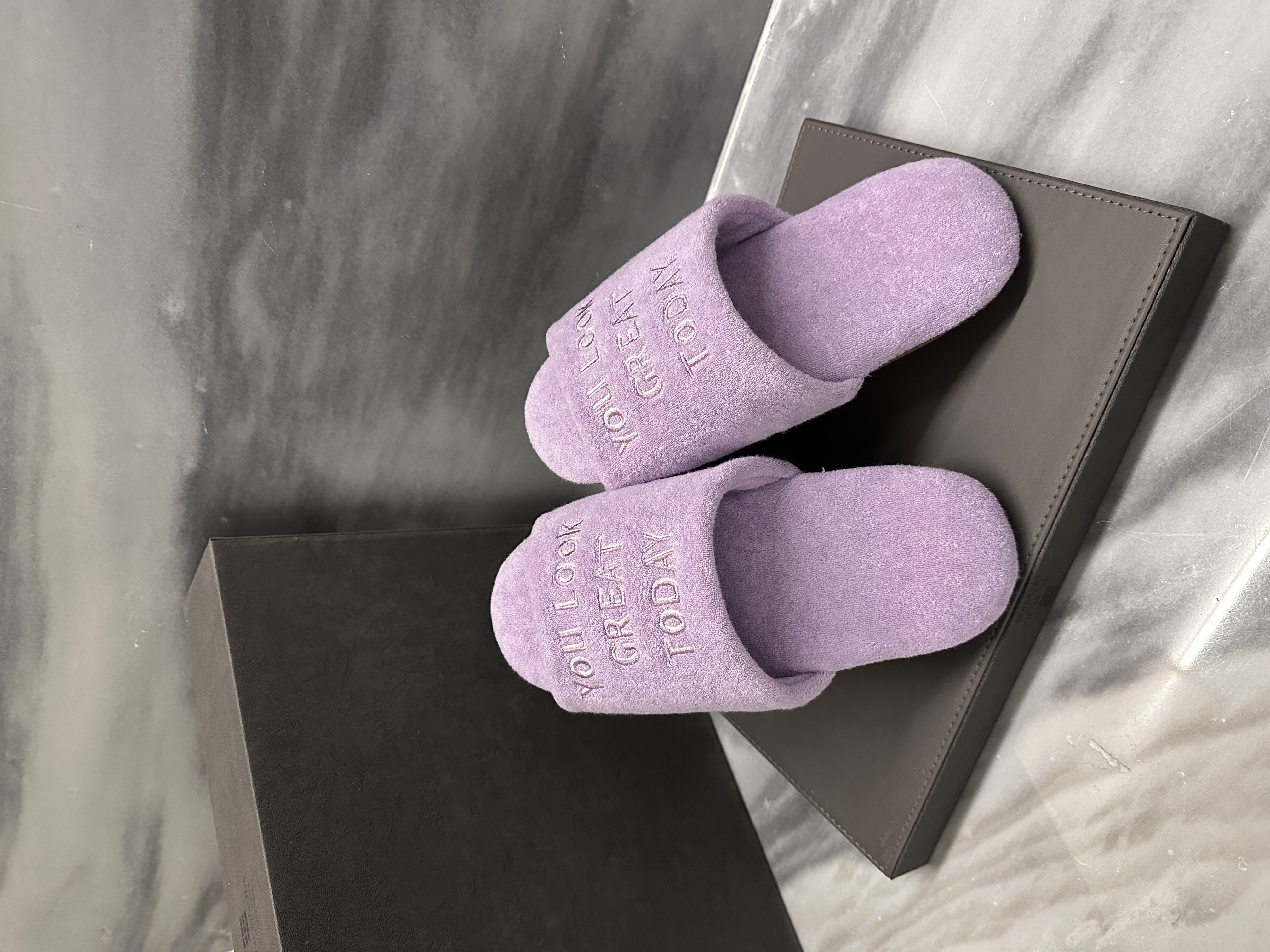 Da Fu Lai Home Furnishing Slippers, fabric slippers