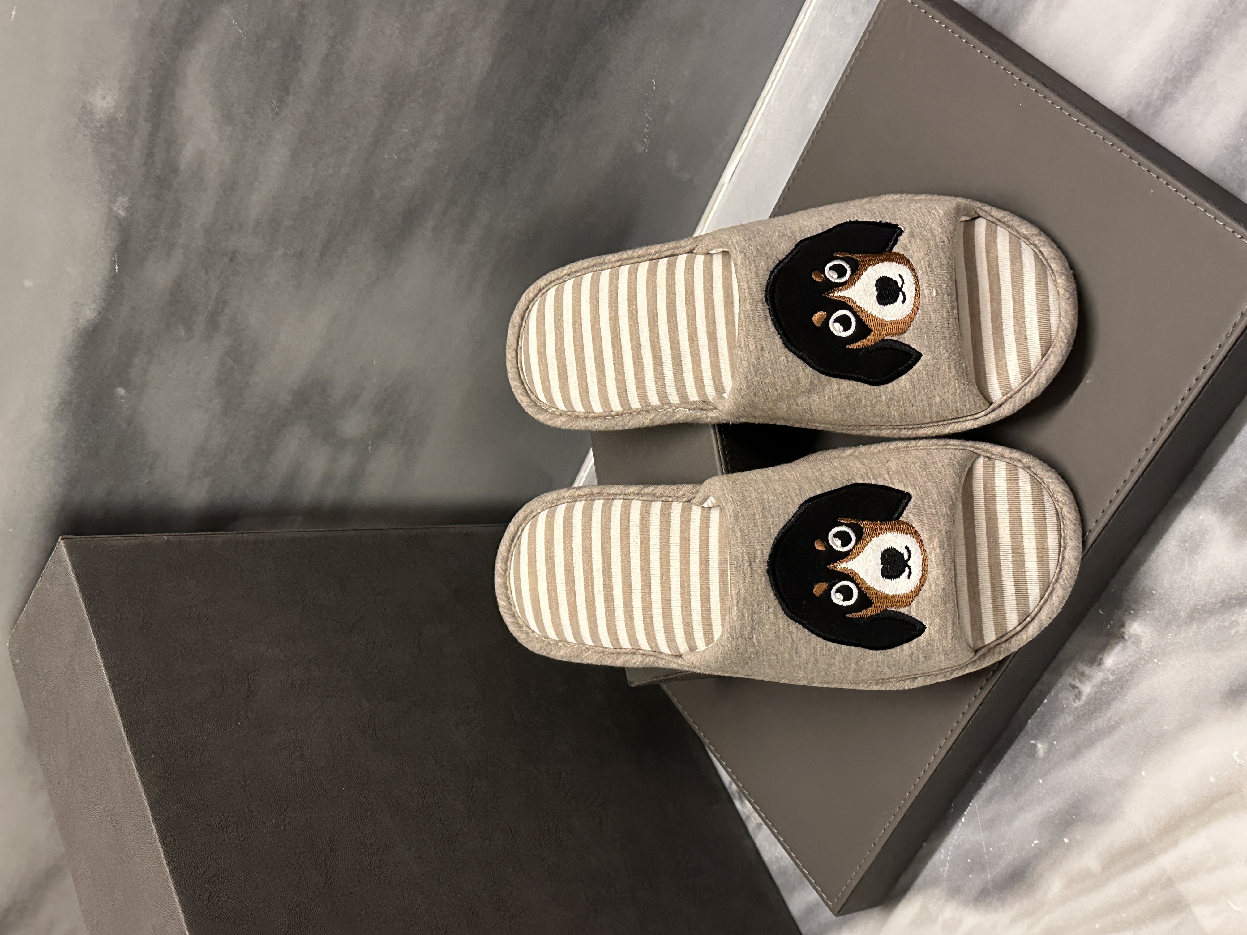 Da Fu Lai Home Furnishing Slippers, fabric slippers