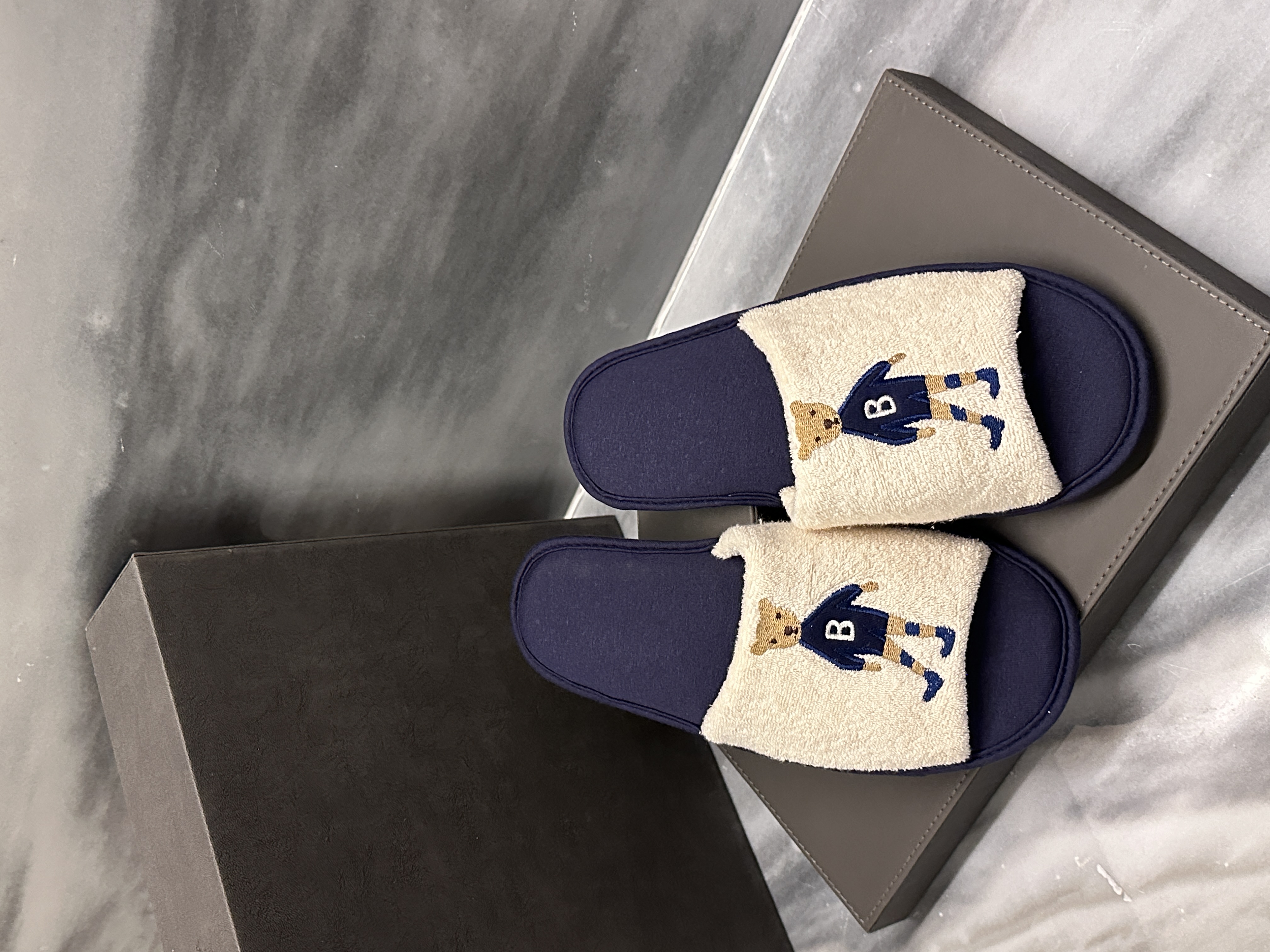 Da Fu Lai Home Furnishing Slippers, fabric slippers