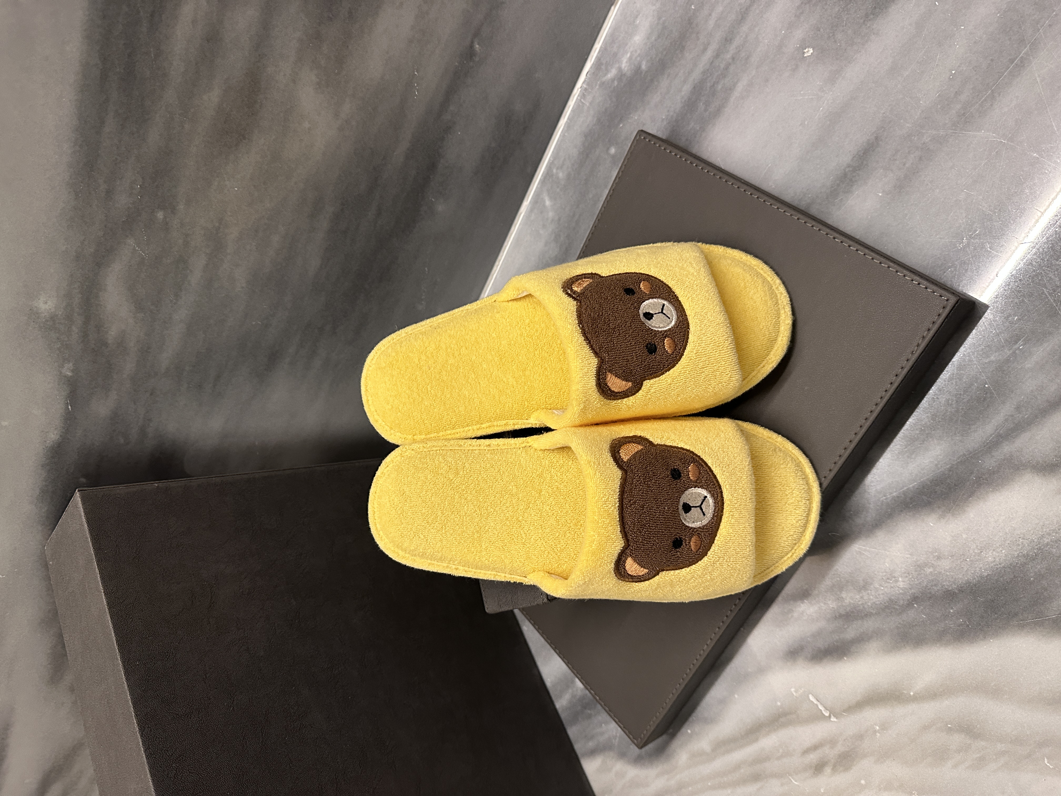 Da Fu Lai Home Furnishing Slippers, fabric slippers