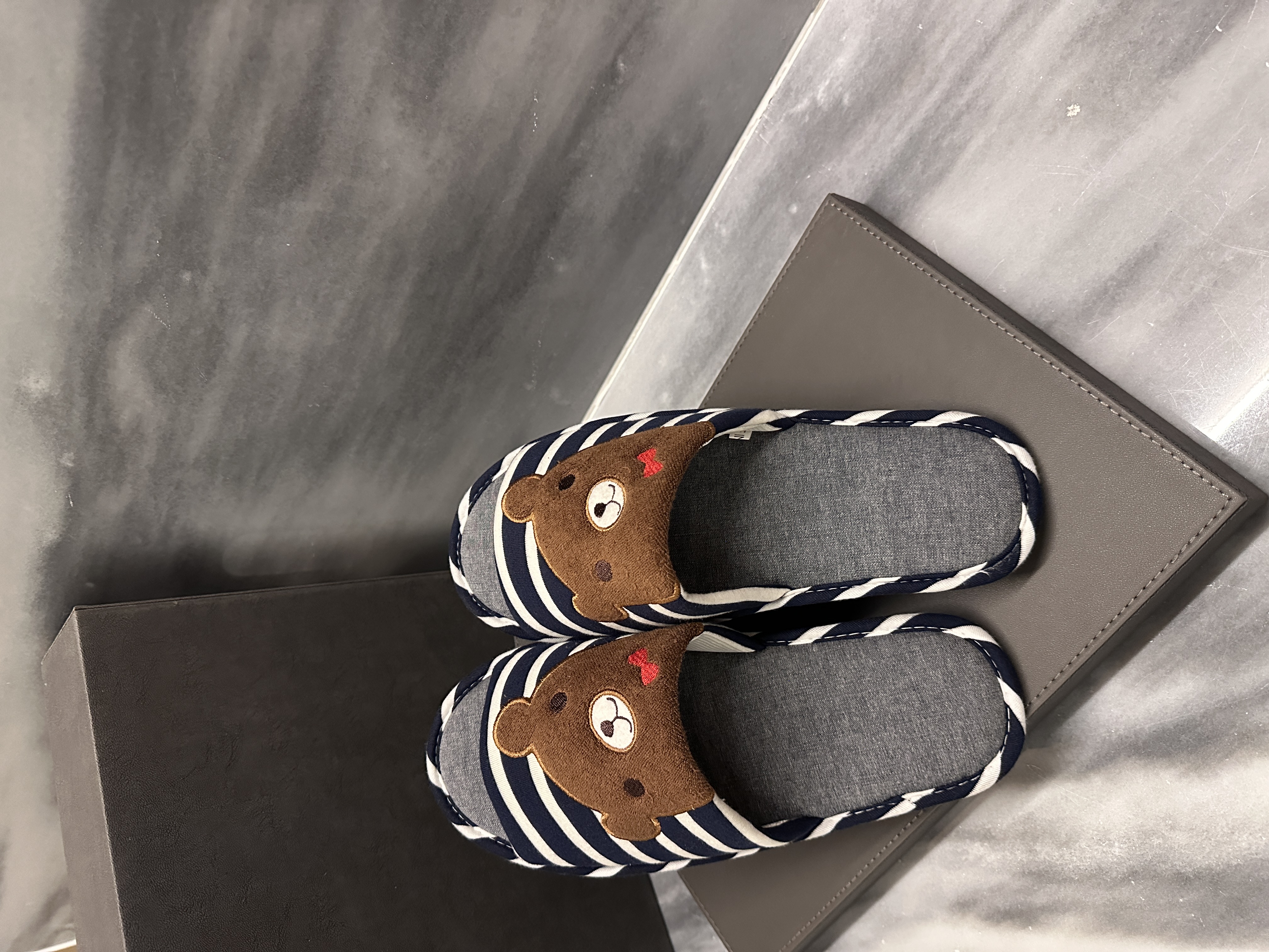 Da Fu Lai Home Furnishing Slippers, fabric slippers
