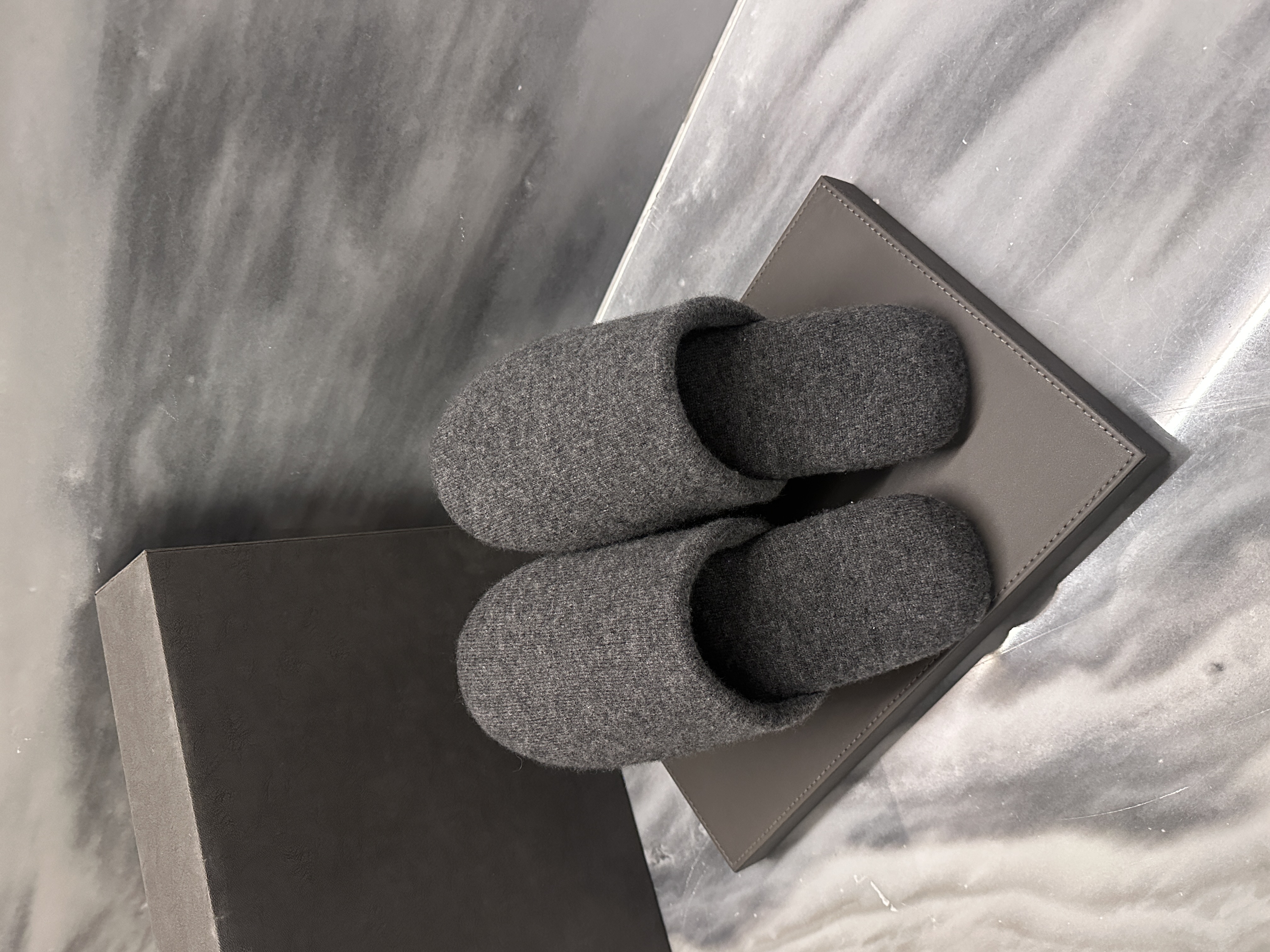 Da Fu Lai Home Furnishing Slippers, fabric slippers