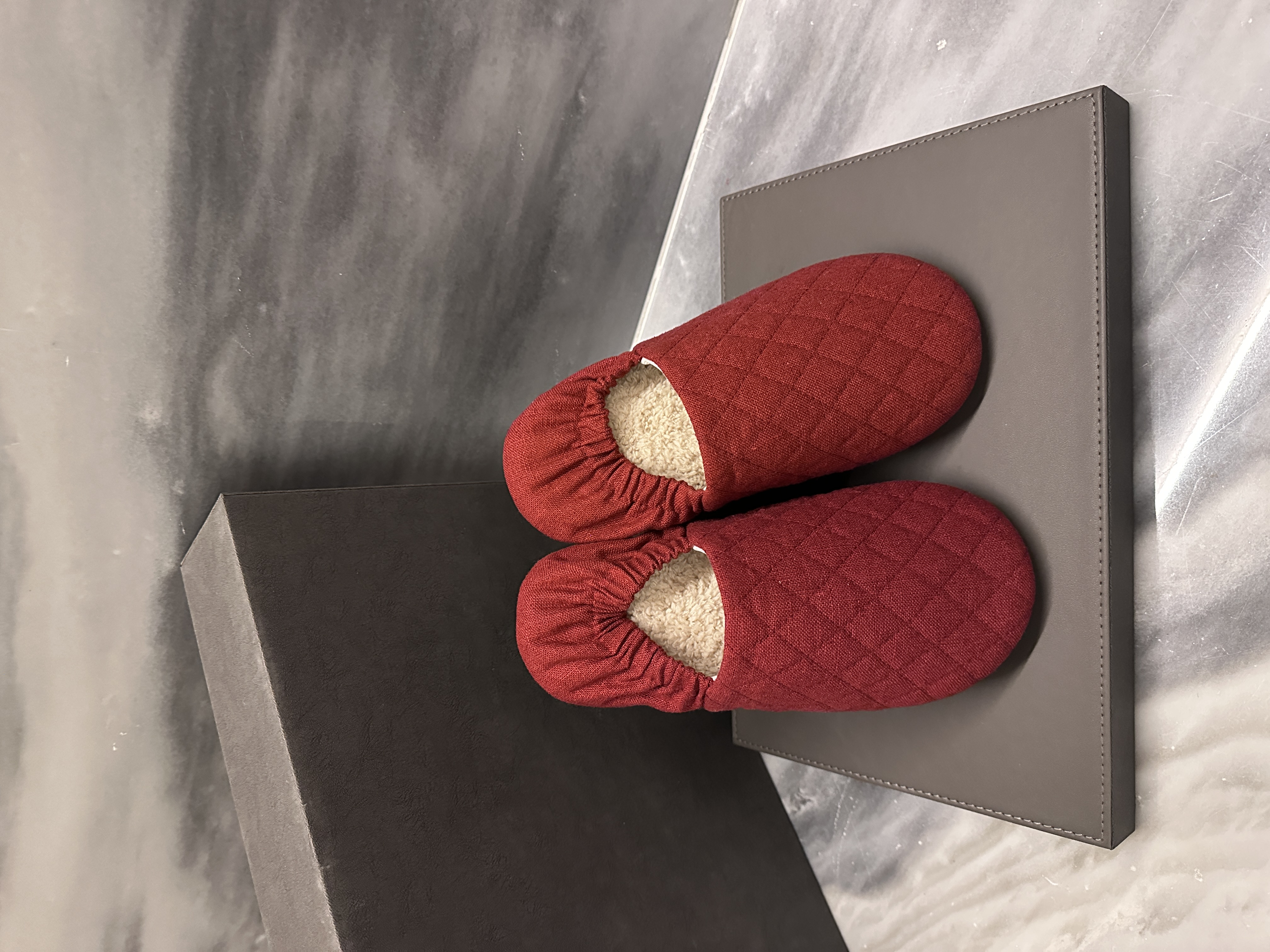 Da Fu Lai Home Furnishing Slippers, fabric slippers